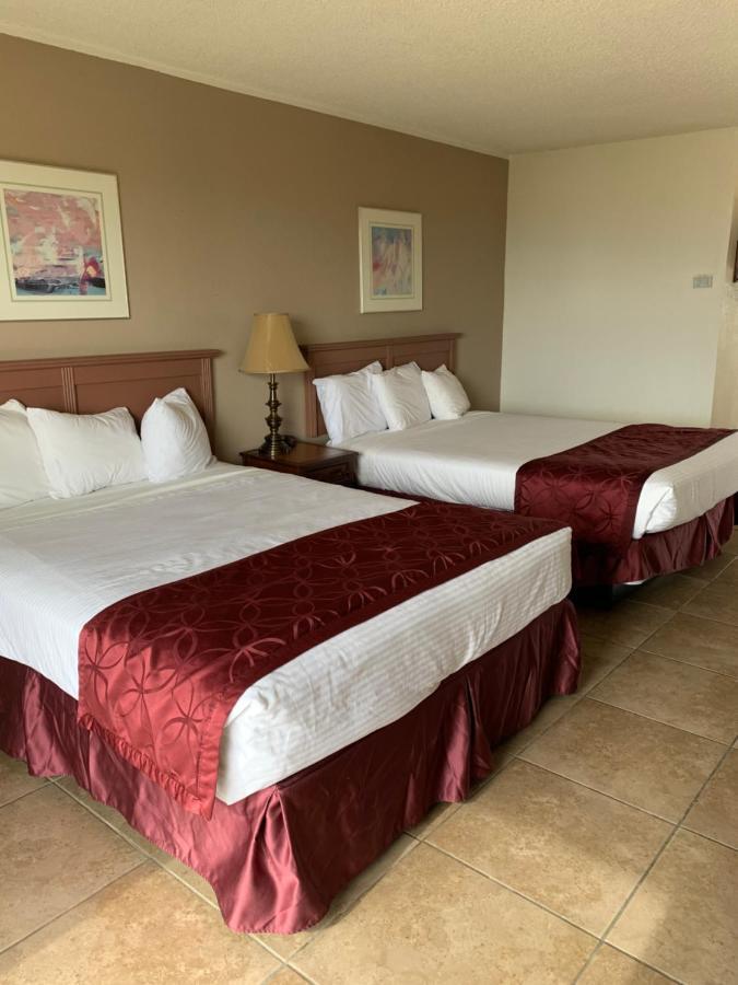 Standard Queen Room with Two Queen Beds